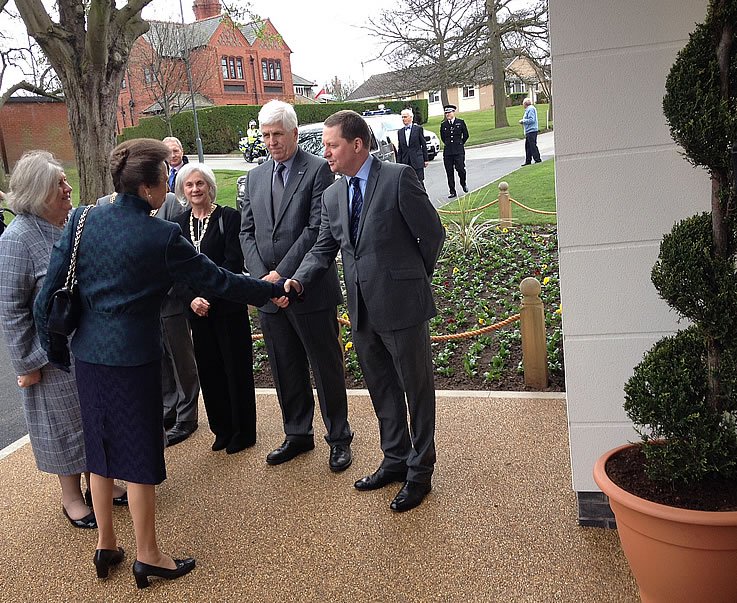 Image:The Princess Royal meets Nautilus general secretary Mark Dickinson at the opening of the Trinity  House Hub on 4 April 2014. 